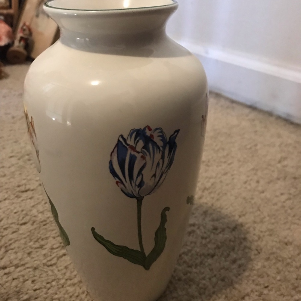 Tiffany & Co. “Tiffany Tulips” Vase